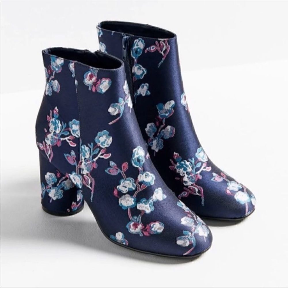 Urban Outfitters | Blue Juliet Floral Ankle Boots